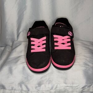 Heelys Youth 12 Pink & Black 2-Wheel Sneakers — Girl Boss on Wheels